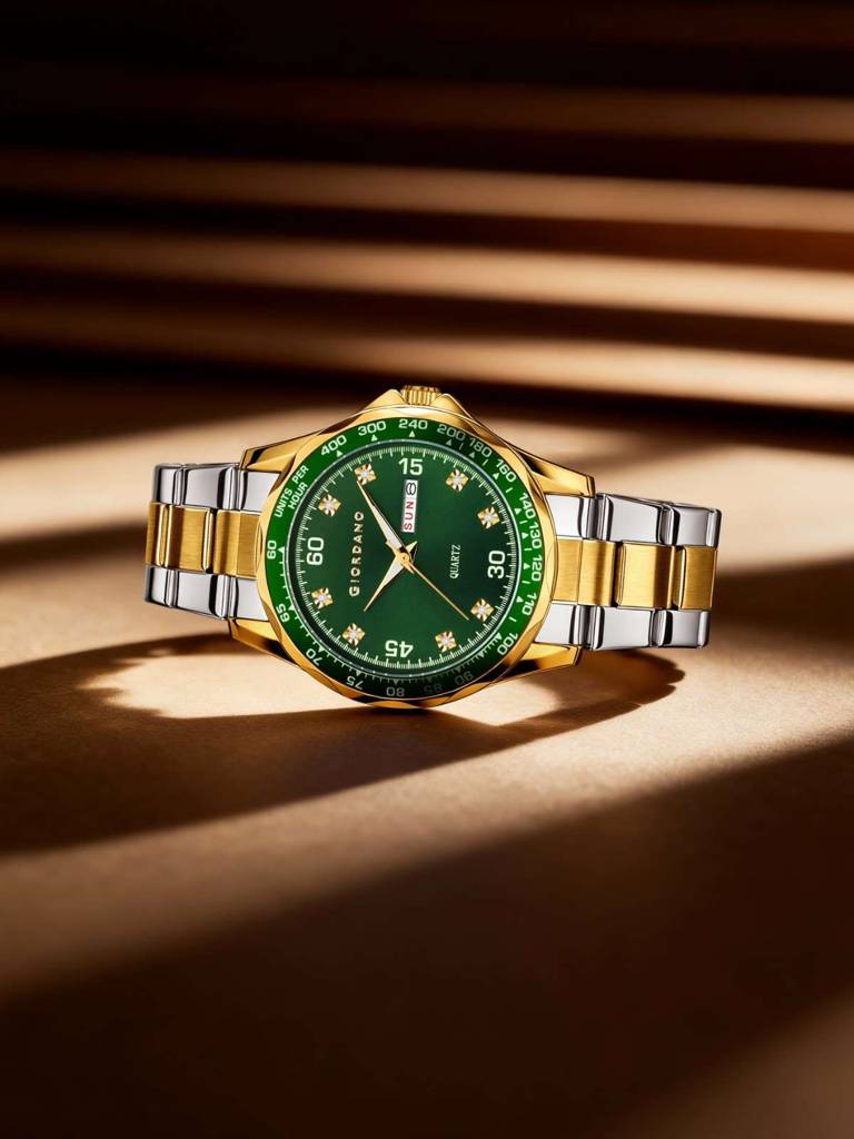 Giordano Two-Tone Analog Watch For Men - Crystal Hour Markers, Textured Bezel Design, Day & Date Display, Stainl : GZ-50177-33