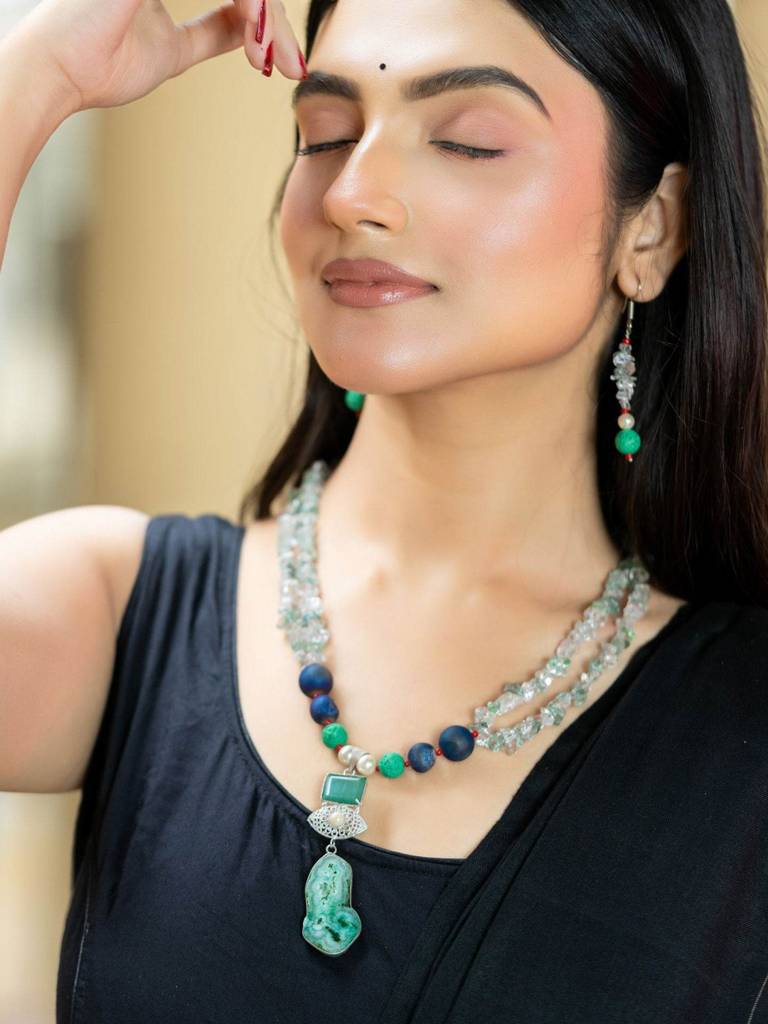 Handmade Blue Green Semi Precious Drazy Lava Agate Stone Chips Necklace Set : LAANP119