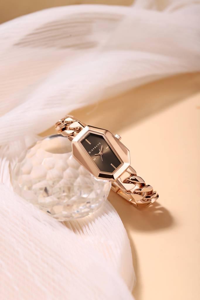 Giordano Stylish Analog Watch For Women Â Hexagon Dial, Trendy Chain Link Stainless Steel Strap, Elegant Dress : GZ-60122-11