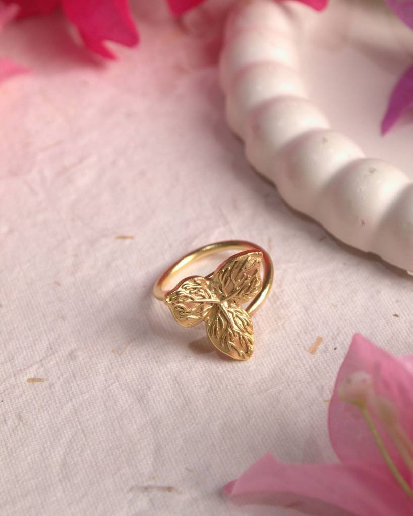 Zoya Bougainvillea Ring : EBZFR