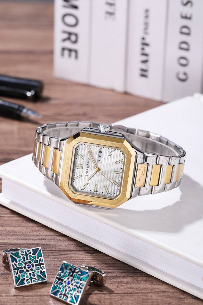 Giordano Square Formal Watch For Men – Textured Dial,Day & Date Display And Stylish Stainless Steel Strap : GZ-50140-22