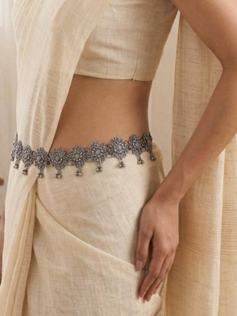 Women Oxidised Silver-Plated Floral - Kamarbandh Waist Belt : VI26KB10004