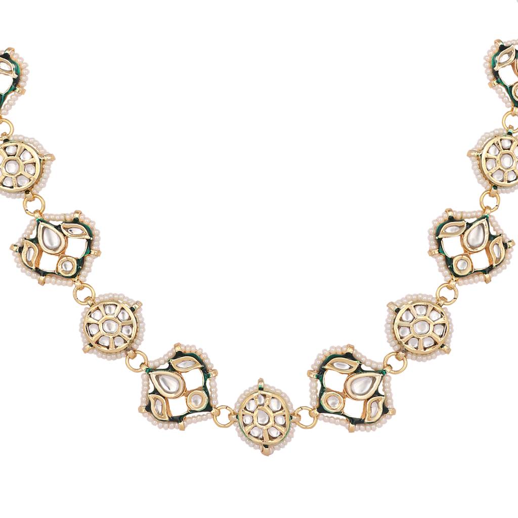22K Gold Plated Kundan Ornate Royal Matha Patti : YI24A0471H