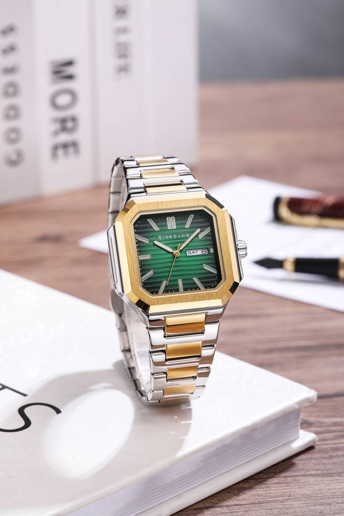 Giordano Square Formal Watch For Men – Textured Dial,Day & Date Display And Stylish Stainless Steel Strap : GZ-50140-44