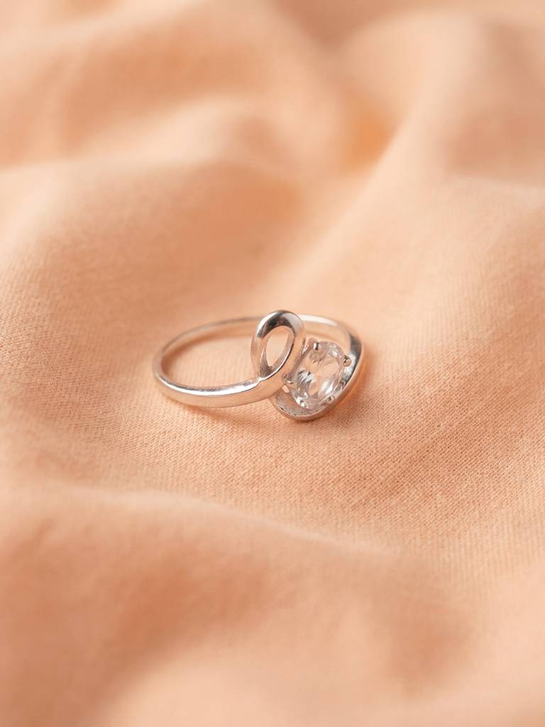 925 Pure Silver Petal Dew Solitaire Rhodium Plated Zircon Ring : LR1343