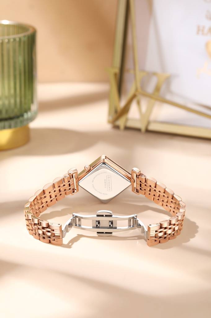 Giordano Rose Gold Analog Watch For Women With Bracelet Set – Diamond-Shaped Shimmer Dial, Crystal Detailing & S : GZ-60106-11