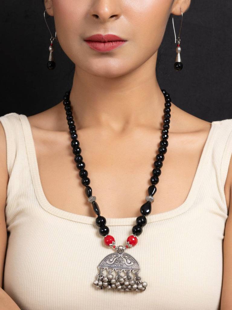 German Silver Ghungroo Pendant With Red Black Onyx Stones Necklace Set : LAANP74