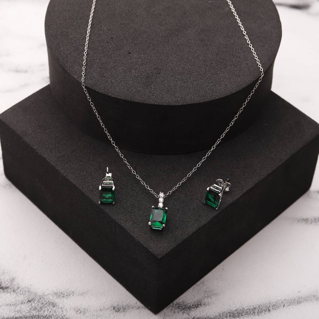 Iski Uski 925 Sterling Silver Victoria Emerald Pendant Set