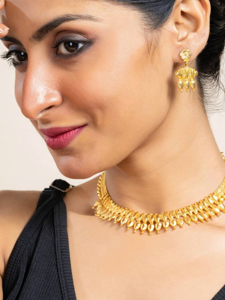 Gold Plated Leaf Necklace With Matching Stud Earrings Jewelry Set - Exquisite Jewelry : LAANP98
