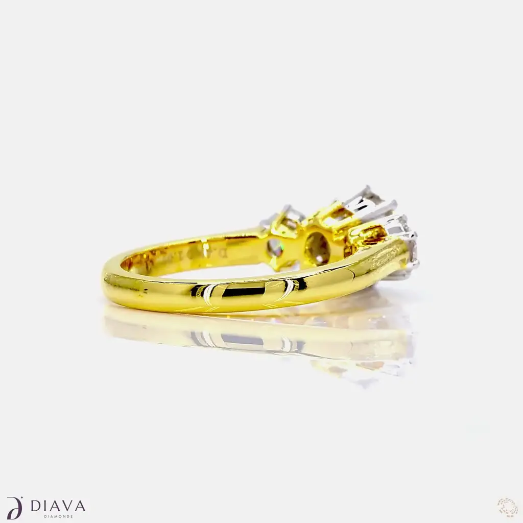 3-Stone Round Solitaire Ring : 3-StoneRoundSolitaireRing