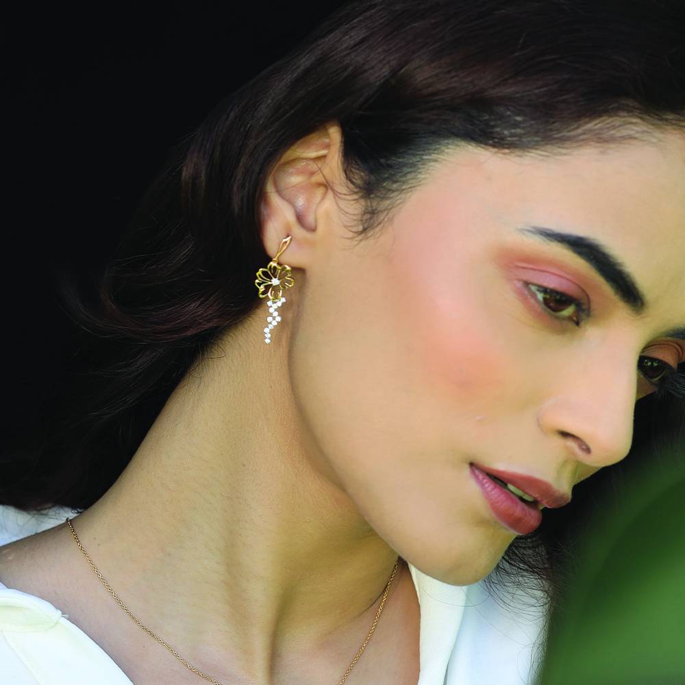 Flora Dewdrops - Lab Diamond Earrings : LLER0105