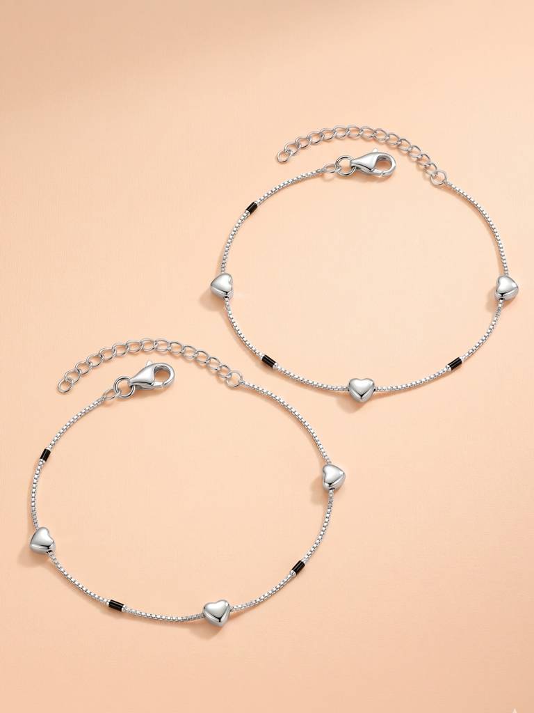 The Amour Silver Heart & Black Bar Box Chain Anklet : AK1121