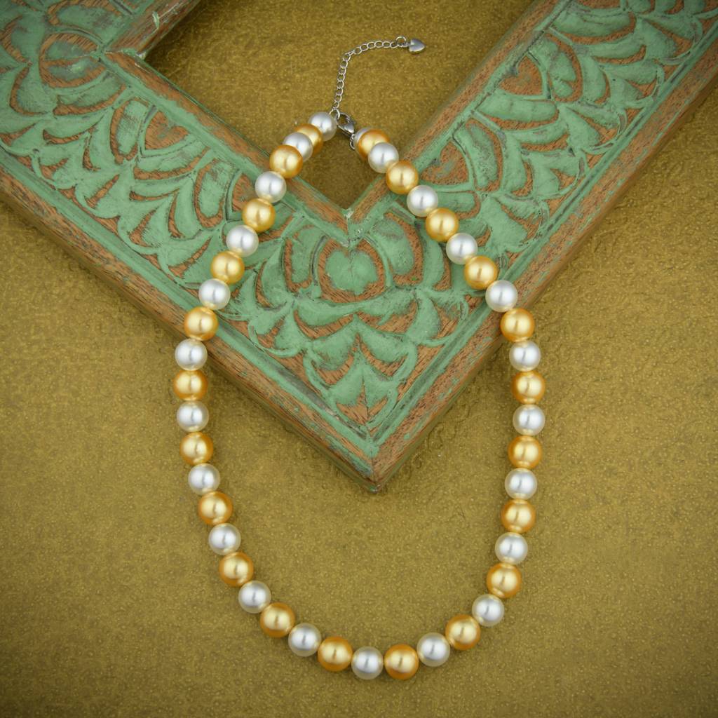 Golden Glow Pearl Necklace Set : PRMBS35