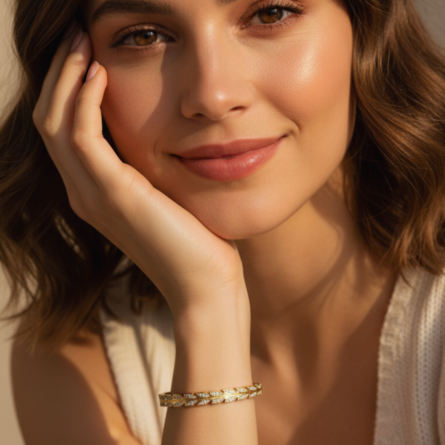 Leaf Bangle Bracelet For Women | Elegant Nature Inspired Bangle Jewellery : 416984676