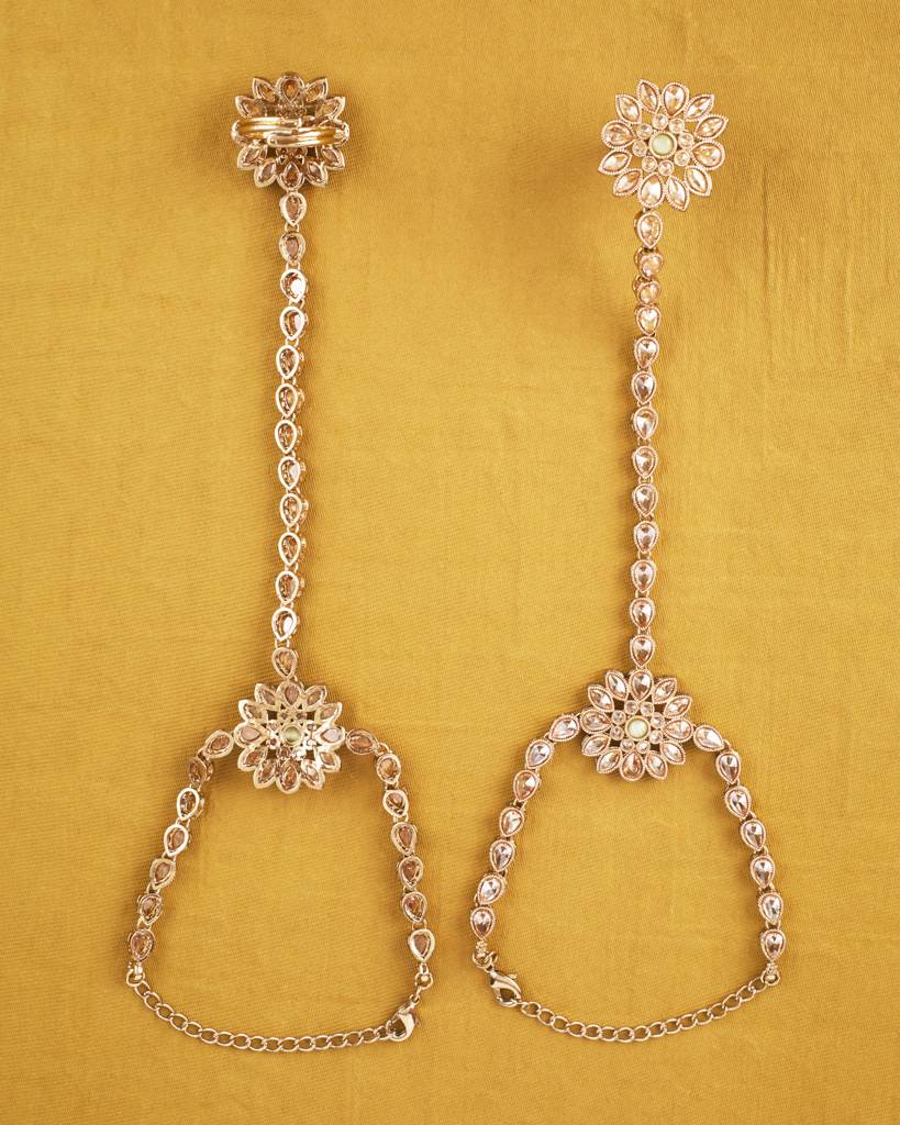 Good-Looking Round And Flower Shape Mother Of Pearl White And Green Uncut Kundan Stone Antique Gold Plated  : 6BS10-LIGHTGREEN