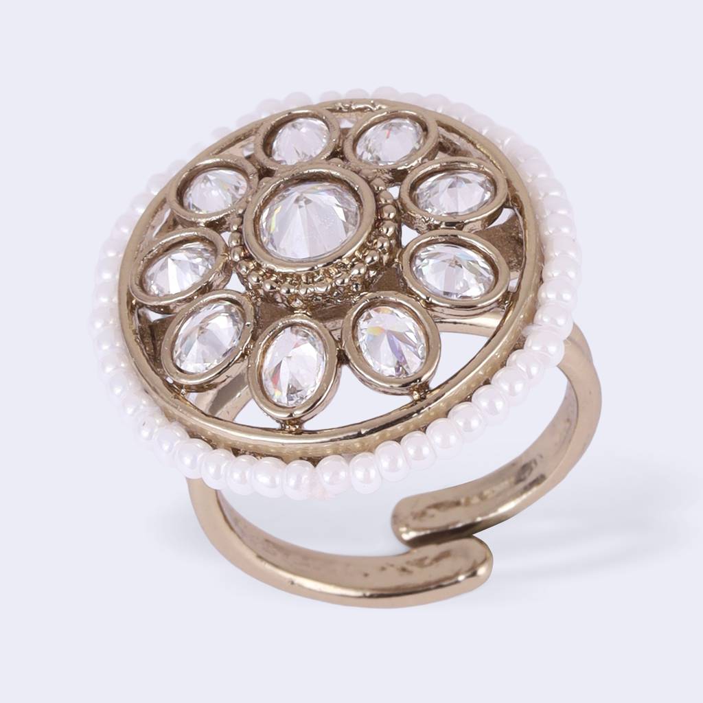 Smooth Round Shape And Pearl Gold Plated Adjustable Finger Ring For Women : 6FR25