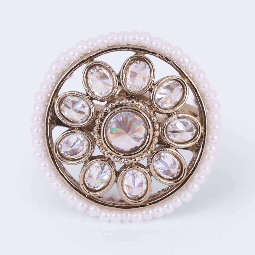 Smooth Round Shape And Pearl Gold Plated Adjustable Finger Ring For Women : 6FR25