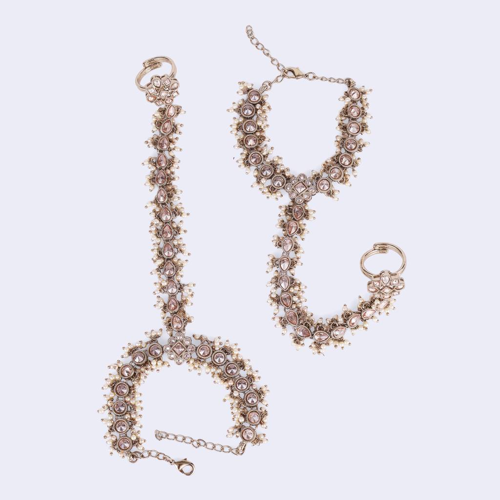 Traditional Flower And Oval Design Gold Plated Pearl Set Of 2 Adjustable Hathphool(Panja) For Women : 6HP29