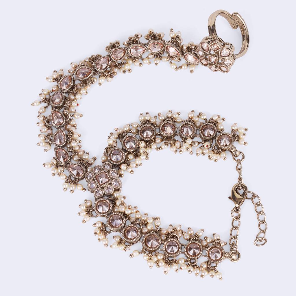 Traditional Flower And Oval Design Gold Plated Pearl Set Of 2 Adjustable Hathphool(Panja) For Women : 6HP29