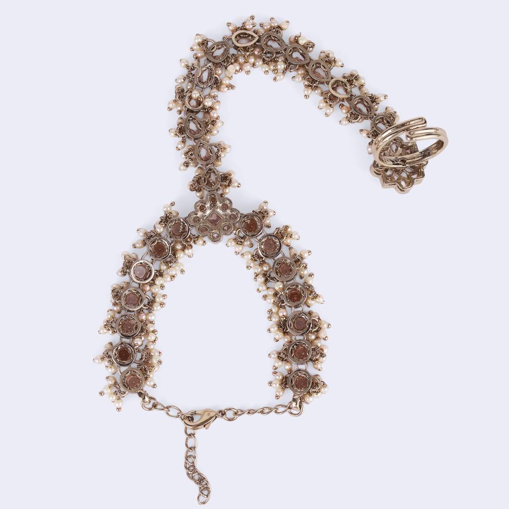 Traditional Flower And Oval Design Gold Plated Pearl Set Of 2 Adjustable Hathphool(Panja) For Women : 6HP29