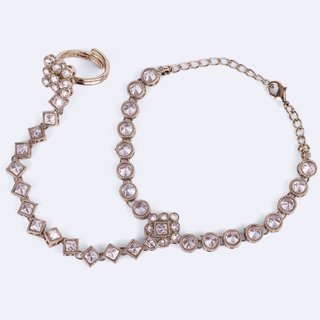 Traditional Round And Rectangle Shape Gold Plated Set Of 2 Adjustable Hathphool(Panja) For Women : 6HP44