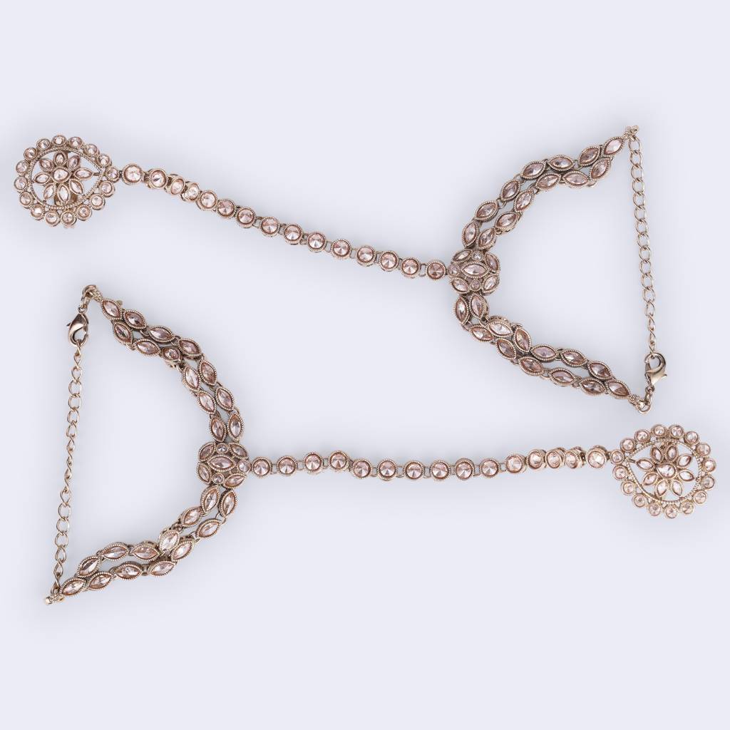 Traditional Glamorous Flower And Oval Shape Gold Plated Set Of 2 Adjustable Hathphool(Panja) For Women : 6HP73