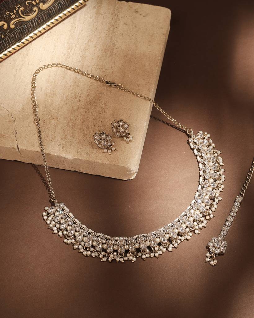 Lavish Pear Shape Pearl Guchha Antique Gold Plated Blue Uncut Kundan Stone Choker Necklace Set With Maangtikka  : 6NS395-WHITE