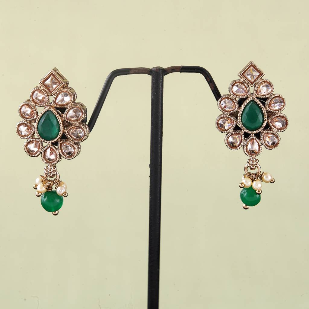 Lavish Oval Shape Brown Uncut Kundan Stone Antique Gold Plated Jhumki Earring For Women And Girls : 6SE32-GREEN