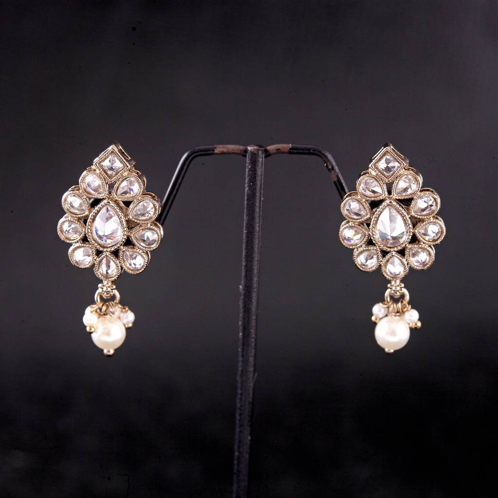 Lavish Oval Shape Brown Uncut Kundan Stone Antique Gold Plated Jhumki Earring For Women And Girls : 6SE32-WHITE
