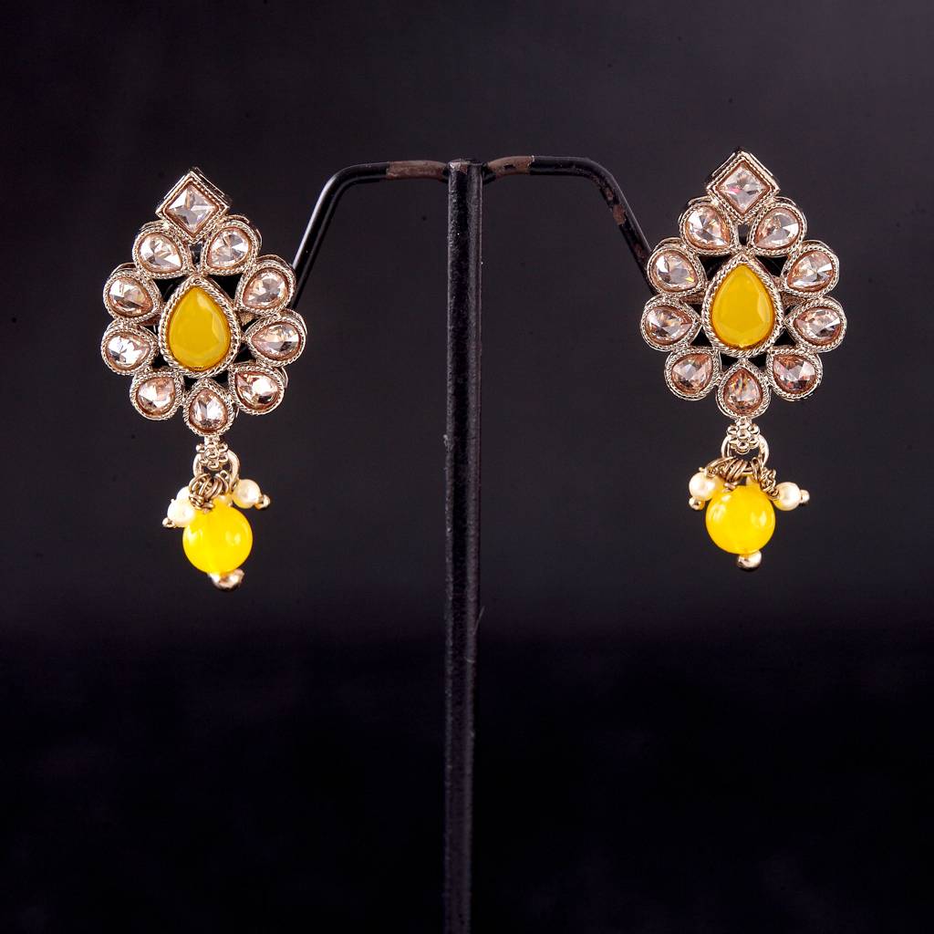 Lavish Oval Shape Brown Uncut Kundan Stone Antique Gold Plated Jhumki Earring For Women And Girls : 6SE32-YELLOW