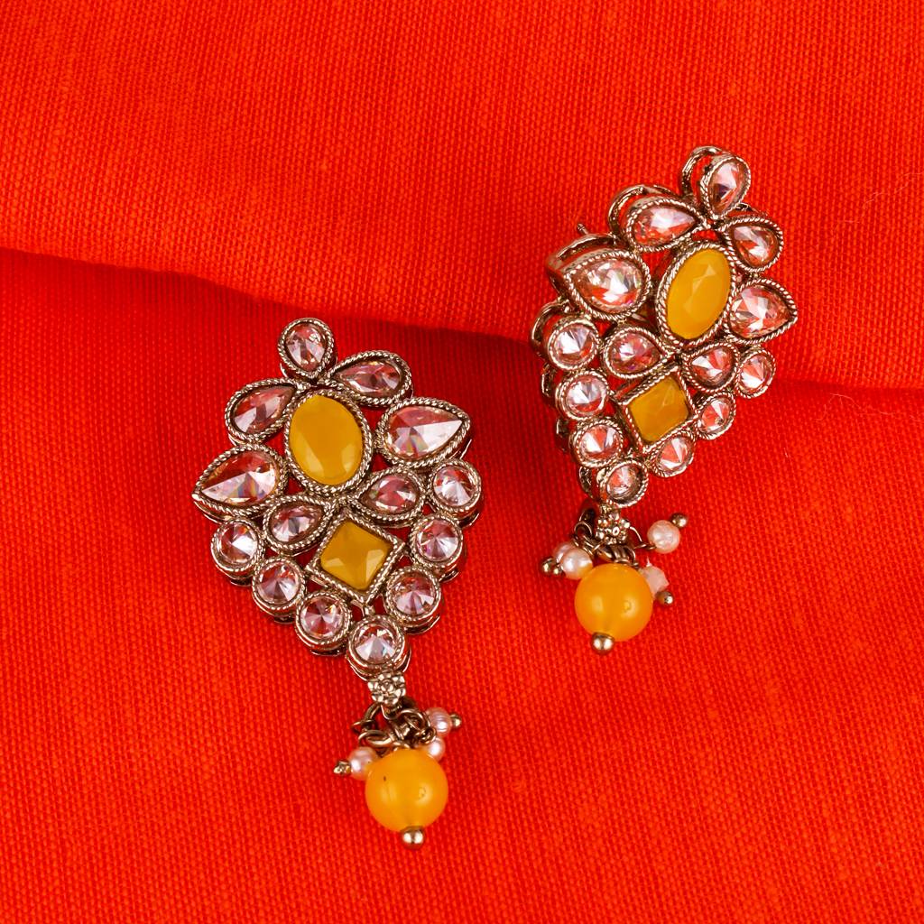 Lavish Flower Design Brown Uncut Kundan Stone Mother Of Pearl Antique Gold Plated Dangle Earring For Women And  : 6SE33_Yellow