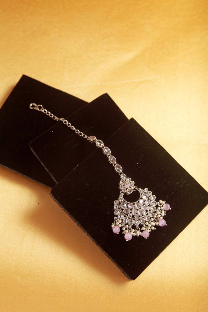 Glamorous Chandelier Shape Mother Of Pearl Brown Uncut Kundan Stone Antique Gold Plated Maang Tikka For Women An : 6TK141_PINK