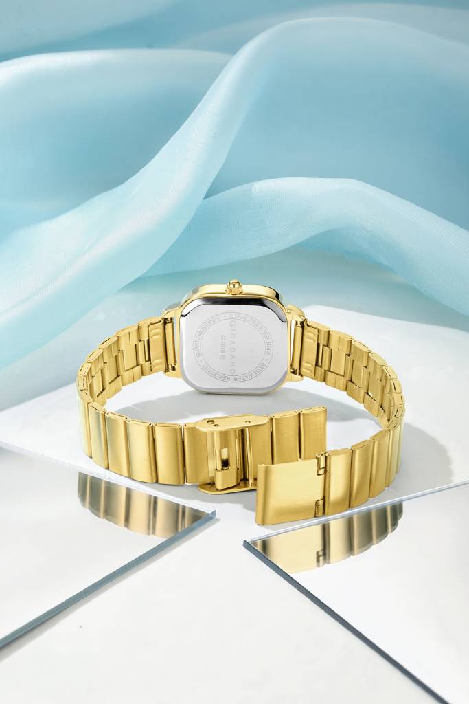Giordano Classic Square Watch For Women Â Polished Stainless Steel Strap, Minimalist Compact Design-Gz-60098 : GZ-60098-22