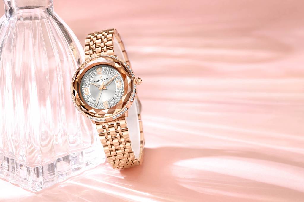 Daniel Hechter Paris Palais-Royal Collection Unique Analoge Watch For Women Withdiamond Cut Glass Dial And Stainl : DHW2003-22