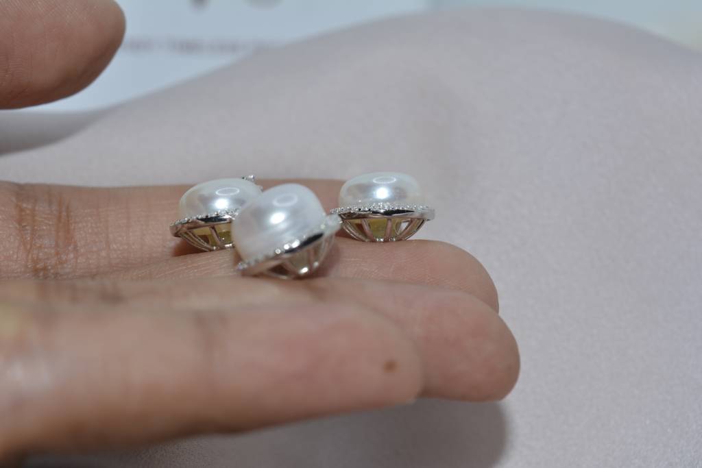 Pearl Pendant Set : 704