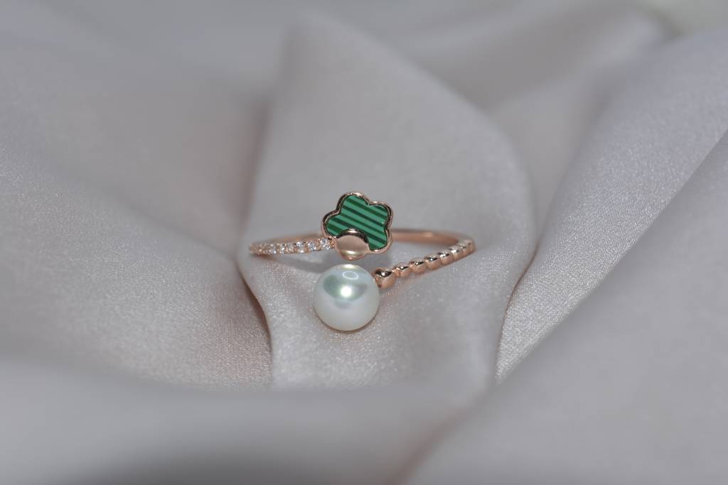 Pearl Harmony Ring : 705