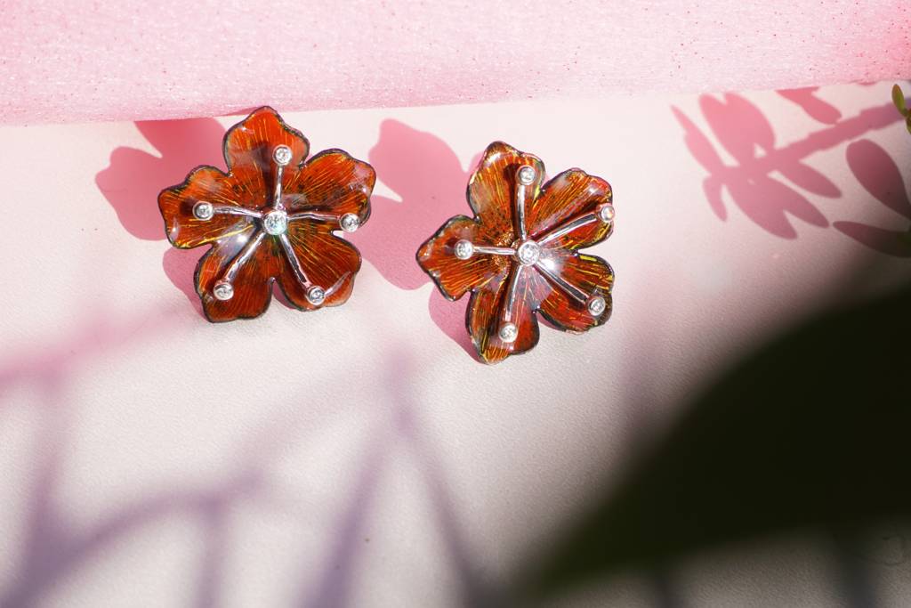 Valley Of Flower Silver Enamel Dewdrops Mist Earrings : TJE40009E