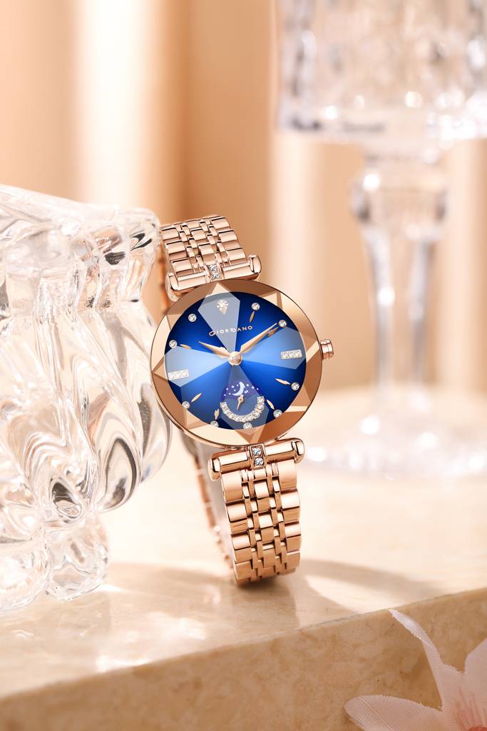 Giordano Premium Watch For Women Â Elegant Round Cut Glass Dial With Stainless Steel Strap & Quartz Movement-G : GZ-60094-33