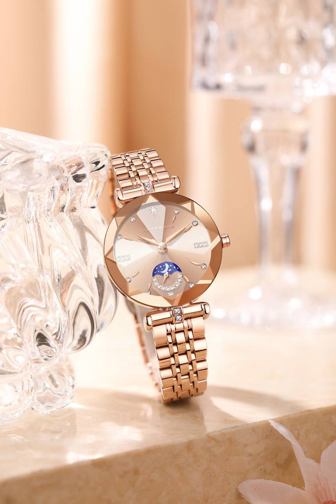 Giordano Premium Watch For Women Â Elegant Round Cut Glass Dial With Stainless Steel Strap & Quartz Movement-G : GZ-60094-22