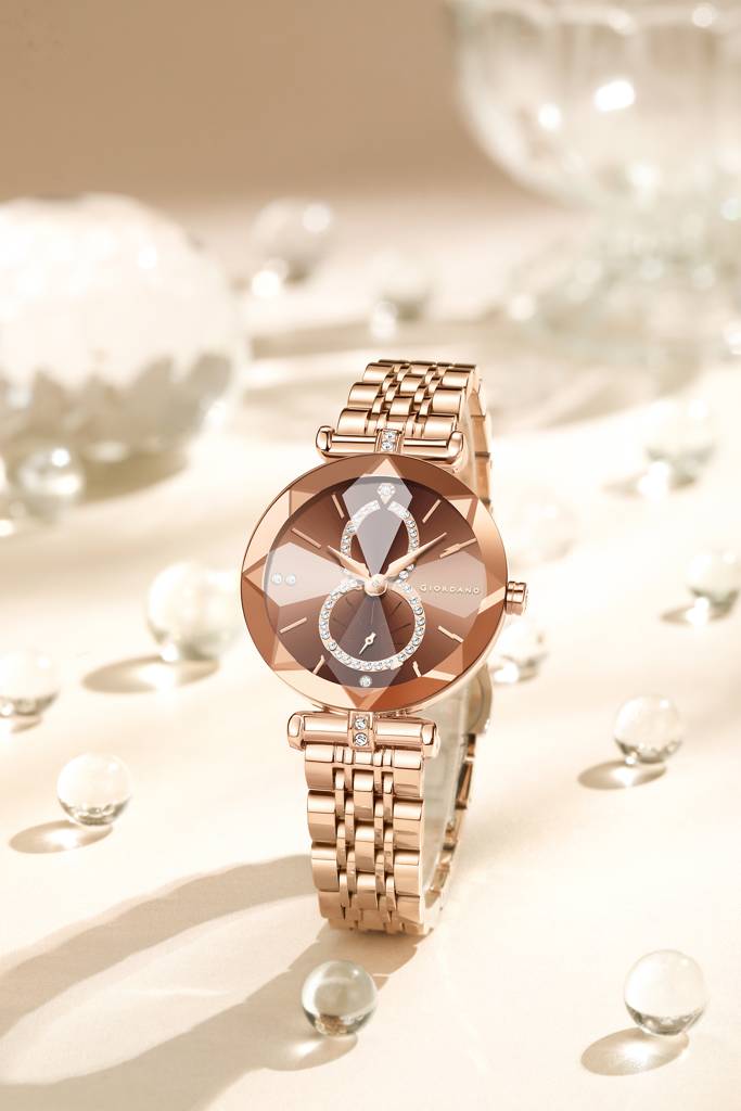 Giordano Luxury Watch For Women Â Round Diamond Cut Glass Dial, Elegant Stainless Steel Strap With Quartz Move : GZ-60092-33