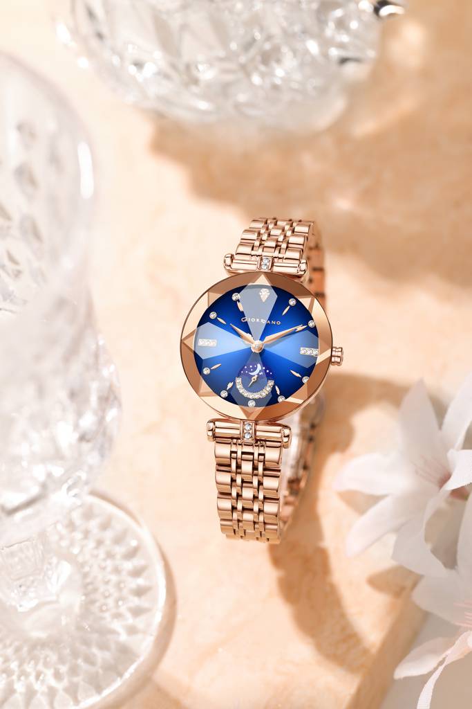 Giordano Premium Watch For Women Â Elegant Round Cut Glass Dial With Stainless Steel Strap & Quartz Movement-G : GZ-60094-33