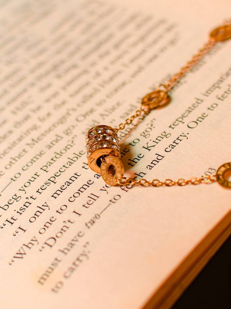 Emily Chain Bracelet : ATCB527ECB