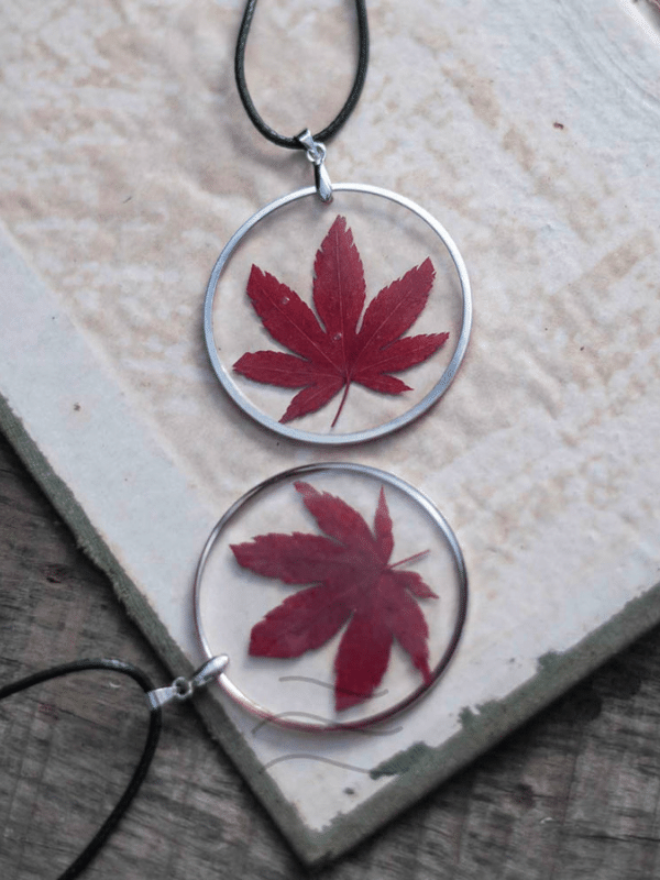 The Fall Locket : LA-FF-TFL-01