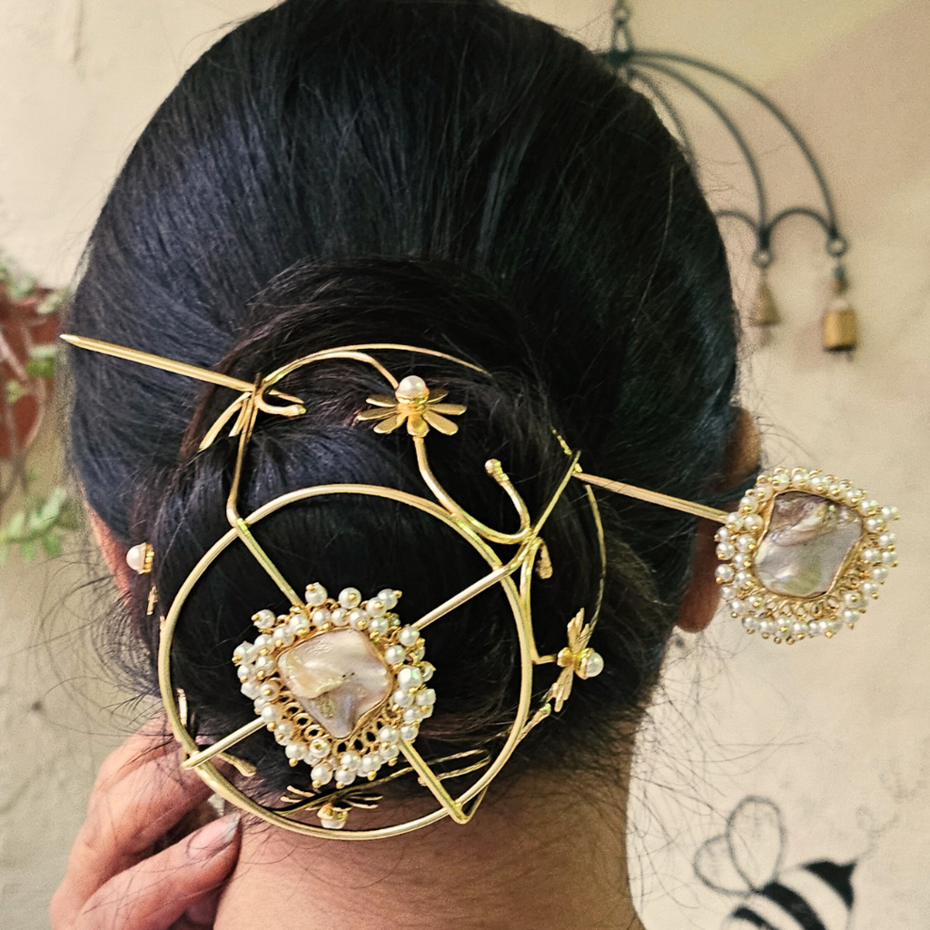 Baroque Pearl Hair Bun Cage Accessory : HB004