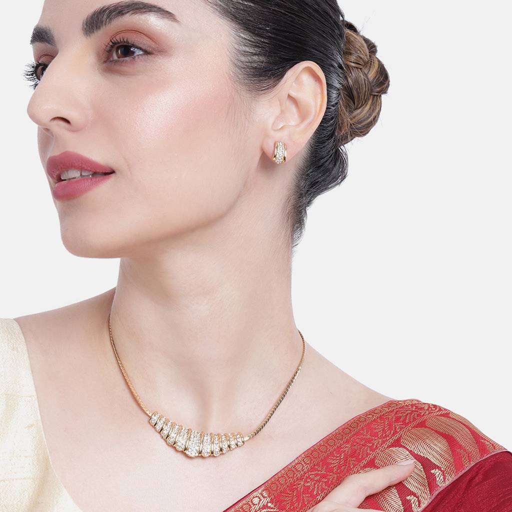 Estele Gold Plated Elegant Necklace Set With Crystals For Women : 8048NKER