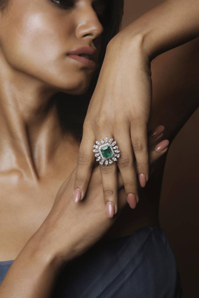 Classé Cocktail Ring