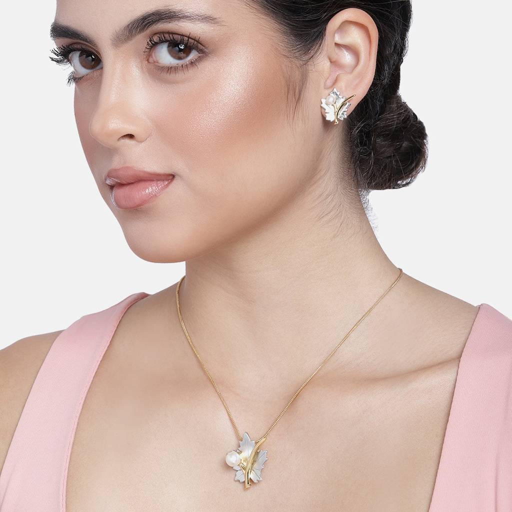 Estele Gold & Rhodium Plated Maple Leaf Designer Necklace Set With Pearl For Women : 7730ZNKER
