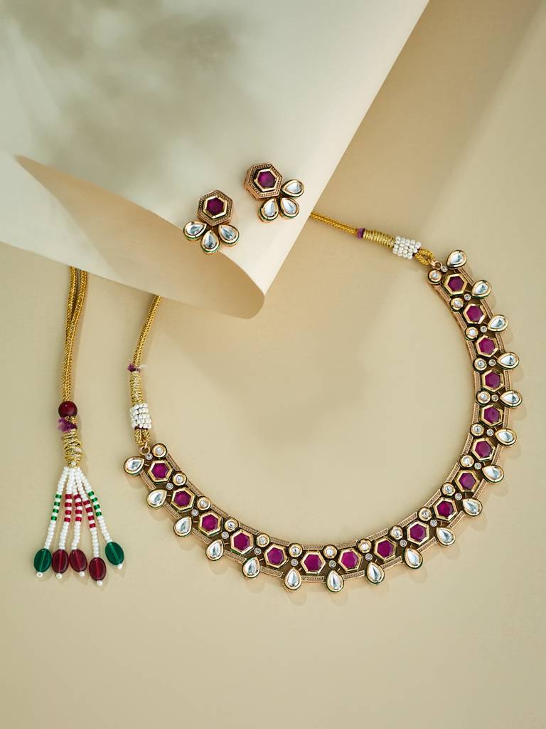 Stunning Kundan Necklace Set : YI24A0108N