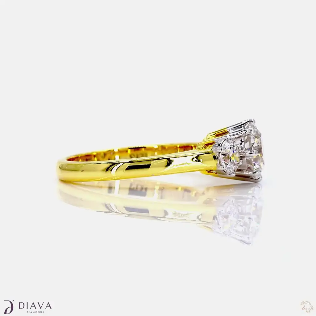 3-Stone Round Solitaire Ring : 3-StoneRoundSolitaireRing