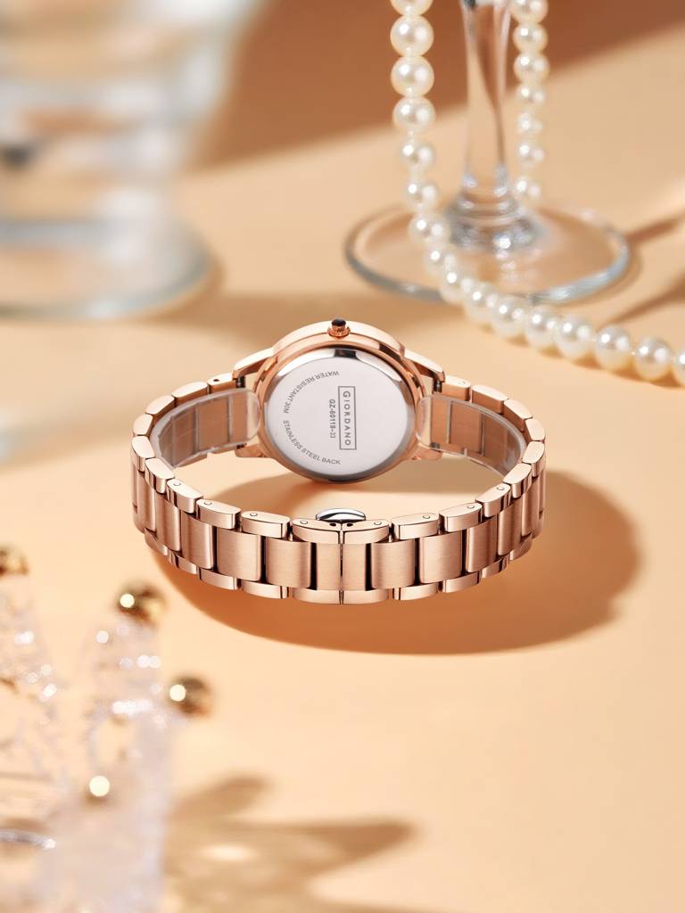 Giordano Classic Watch For Women With Round Diamond Cut Glass Dial, Elegant Stainless Steel Strap With Quartz Mo : GZ-60118-33